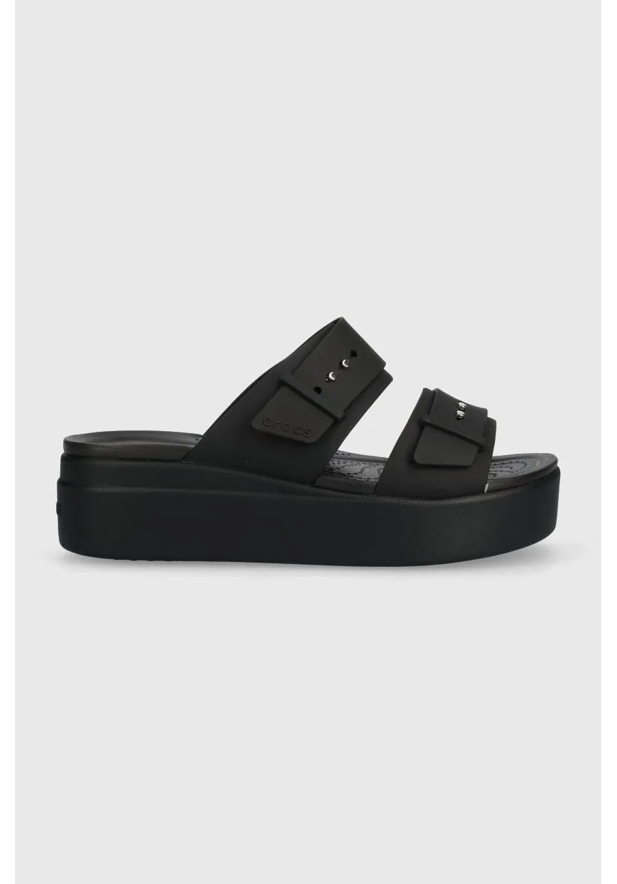 obrazek 1 Crocs klapki Brooklyn Low Wedge Sandal damskie kolor czarny na platformie 208728