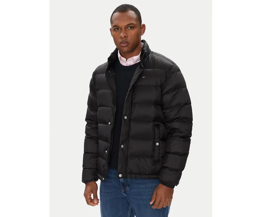 obrazek 1 Tommy Jeans Kurtka puchowa DM0DM21937 Czarny Regular Fit