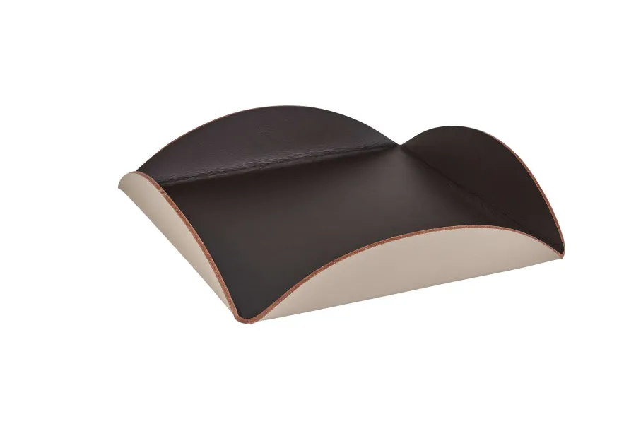 obrazek 1 Skórzana podkładka stołowa 25x25xH2,5 cm w kolorze czekoladowym