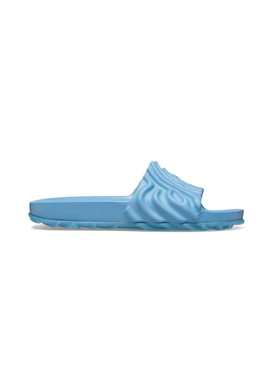 obrazek 1 Crocs klapki Salehe Bembury x Pollex 'Tashmoo' kolor niebieski