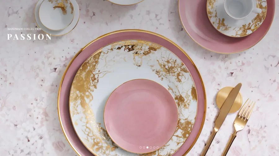 obrazek 3 Ręcznie wykonany talerz z porcelany na chleb 16 cm