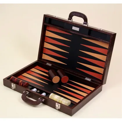 Zdjęcie Gra planszowa Backgammon w drewnianej walizce