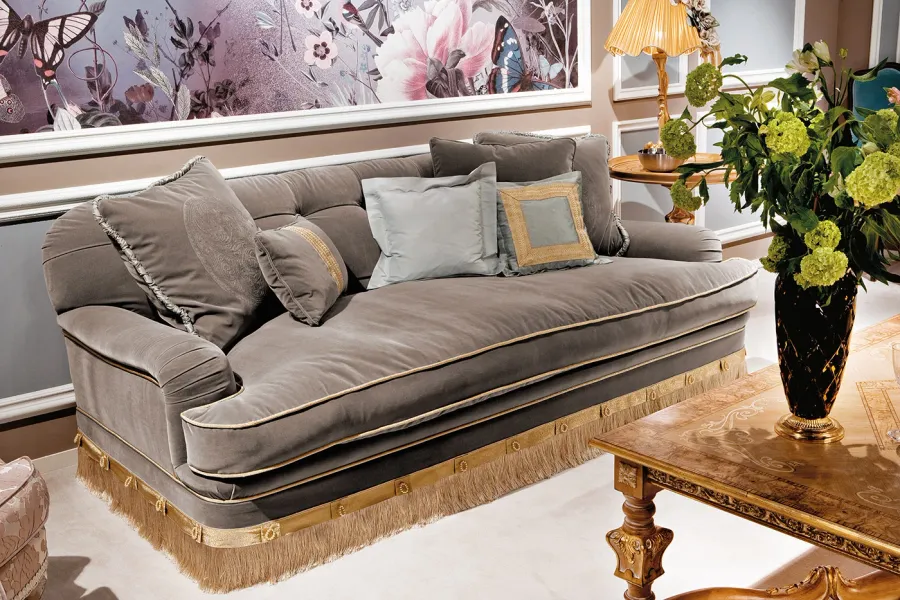obrazek 1 Niesamowita trzyosobowa włoska sofa z sześcioma poduszkami w komplecie