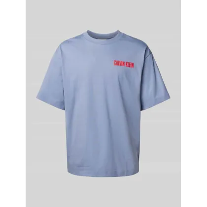Zdjęcie T-shirt o kroju oversized z nadrukiem z logo
