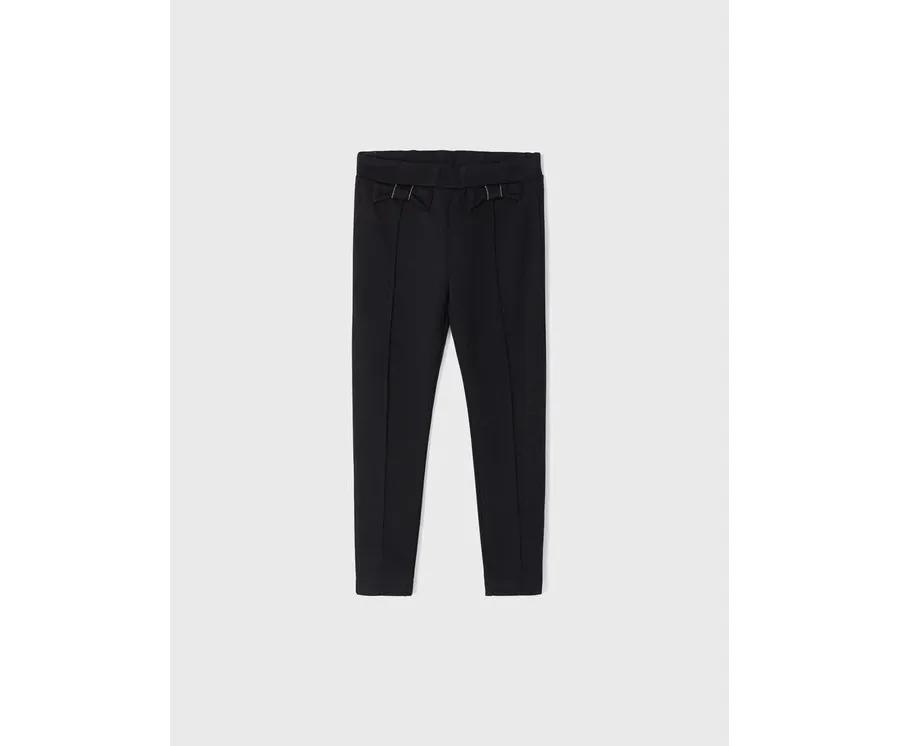 obrazek 1 Mayoral Spodnie materiałowe 4502 Czarny Slim Fit