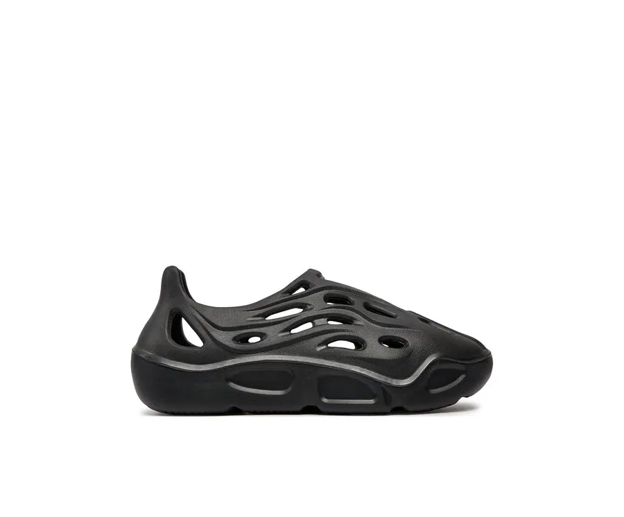 obrazek 1 Steve Madden Półbuty Vine Slip-on SM11002858-02002-184 Czarny