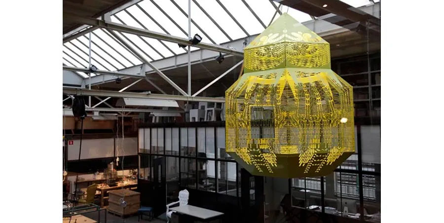 picture 4 Unusual chandelier of the Dutch brand JSPR