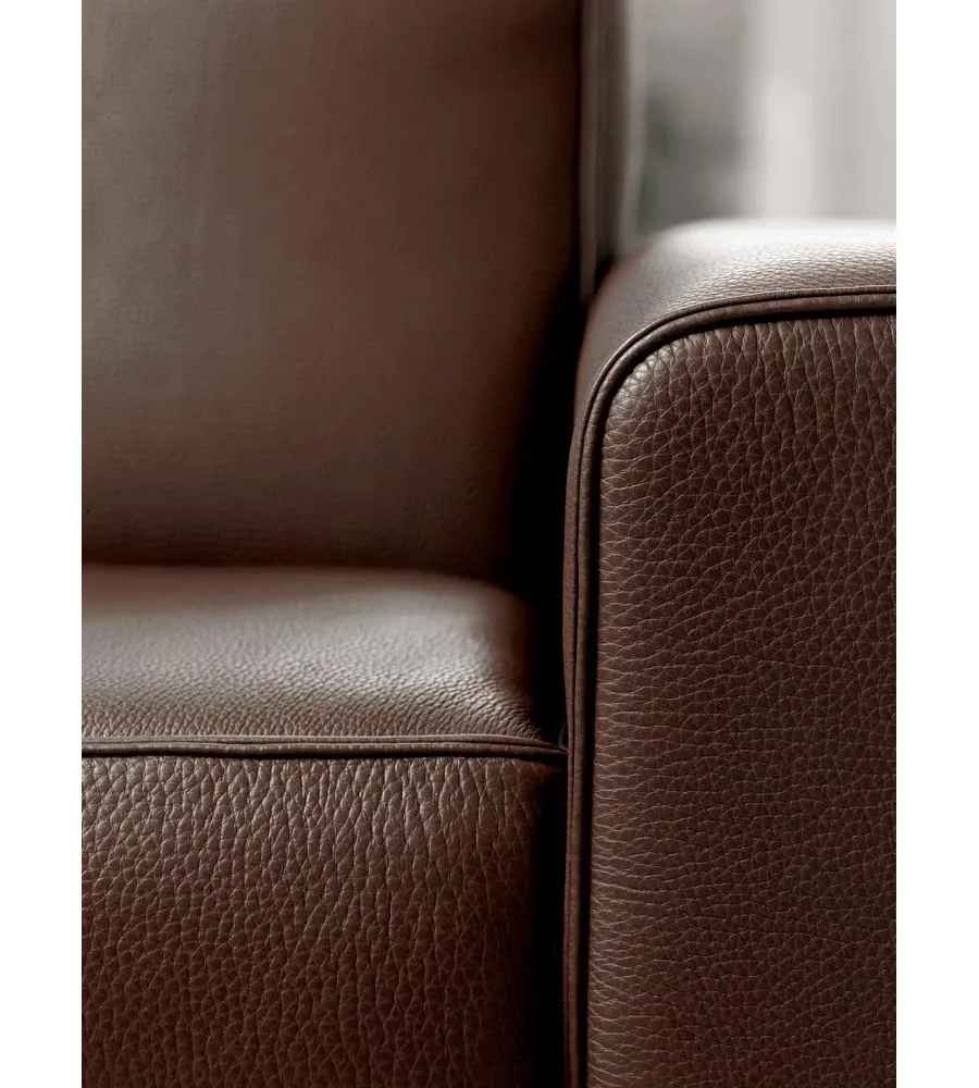 obrazek 2 Stylowa skórzana sofa do wyjątkowego salonu – Mascheroni