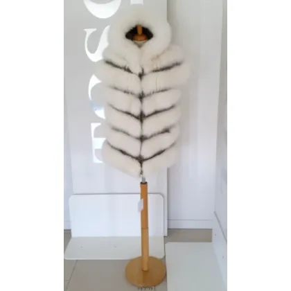 Picture Beautiful white vest made of wool and fox fur - Toschi