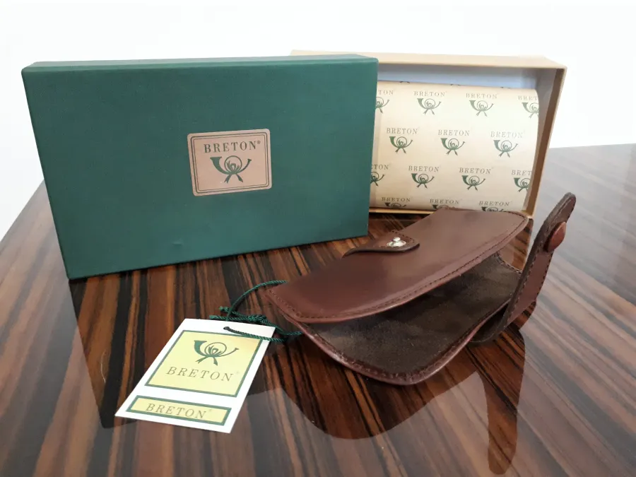 picture 6 Leather glasses case - Absolute Breton