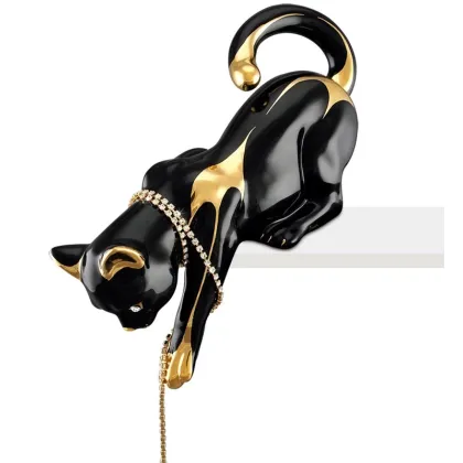 Zdjęcie Figurka kota w czerni lub w kolorze kości słoniowej