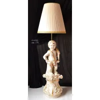 Picture A sophisticated lamp