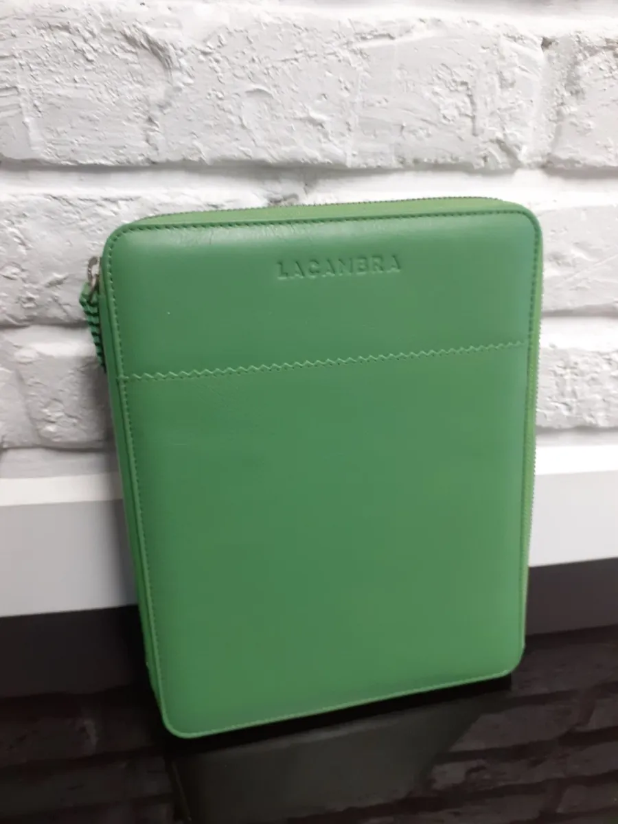 obrazek 1 Skórzane zielone etui na iPada
