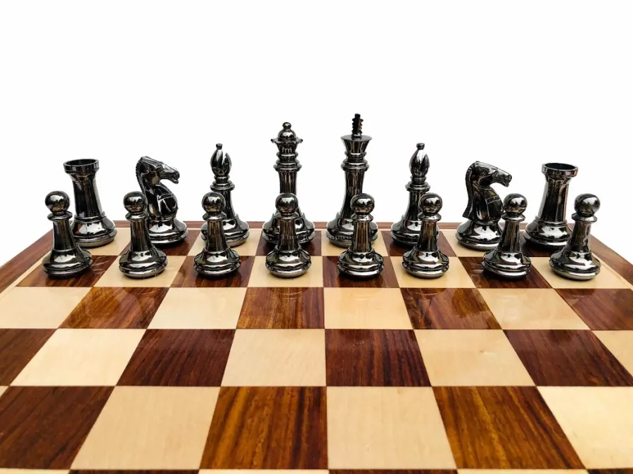 obrazek 6 Luksusowe mosiężne figury szachowe idealne na prezent - The Chess Empire