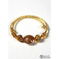 Picture A stunning bracelet with Murano glass beads