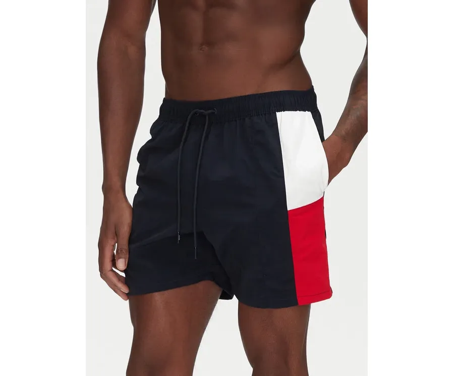 obrazek 1 Tommy Hilfiger Szorty kąpielowe UM0UM03483 Granatowy Slim Fit