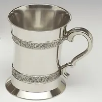 Picture Exclusive mug with Celtic decoration made of pewter