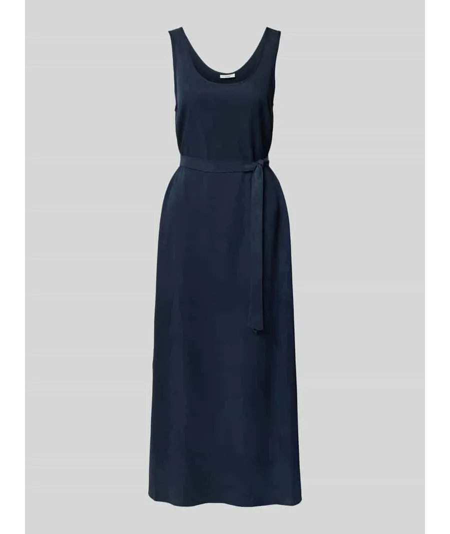 obrazek 1 Długa sukienka z fakturowanym wzorem