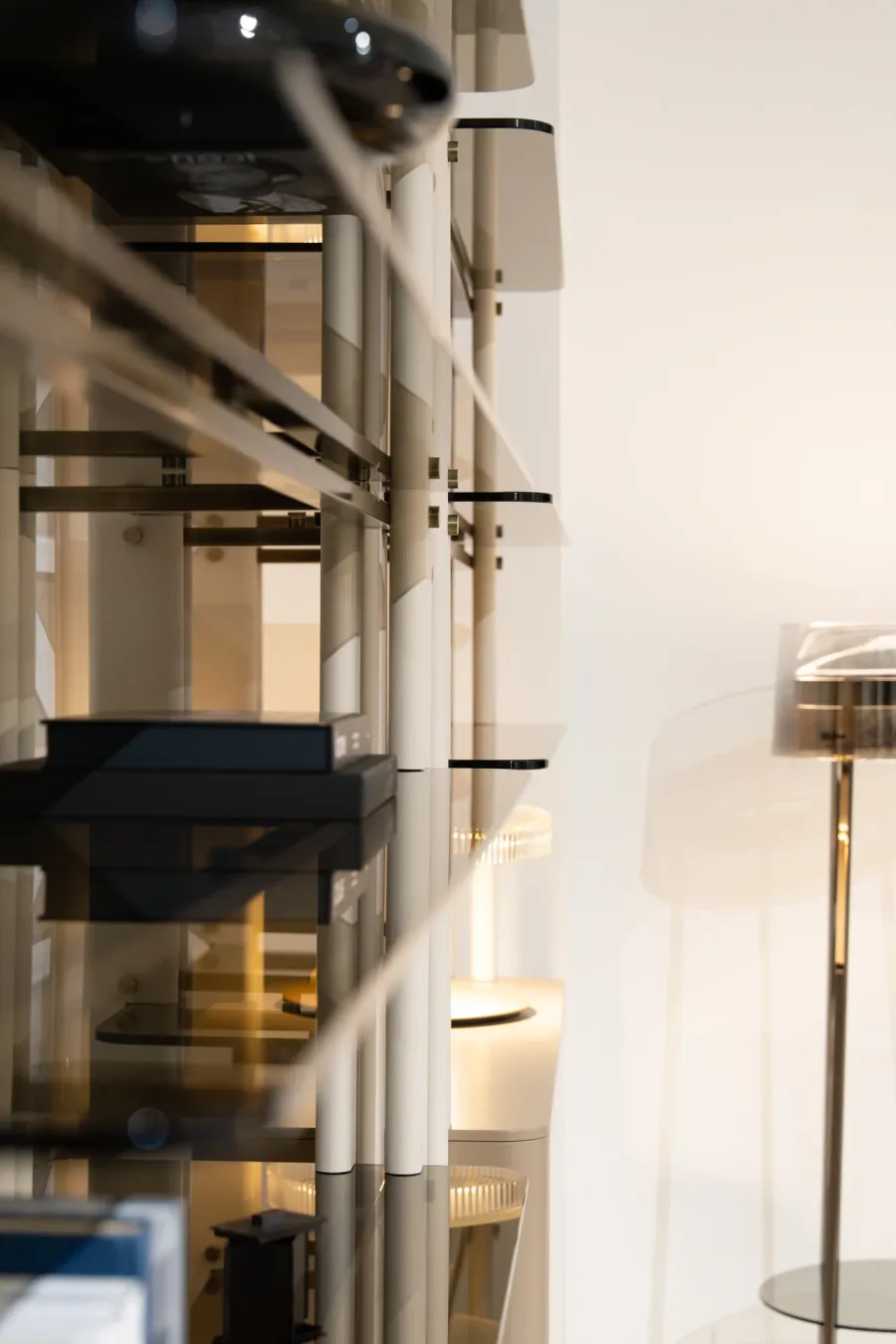 obrazek 12 Wspaniała włoska modernistyczna biblioteczka do salonu lub gabinetu