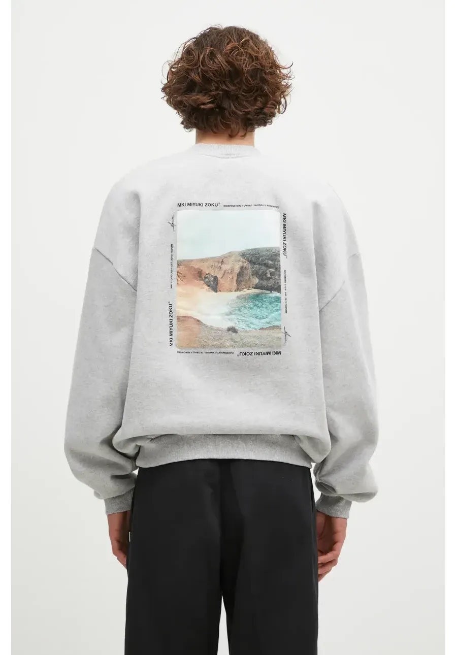 obrazek 1 MKI MIYUKI ZOKU bluza Resort Crewneck Sweat męska kolor szary z nadrukiem RESORT.CREWNECK.SWEAT