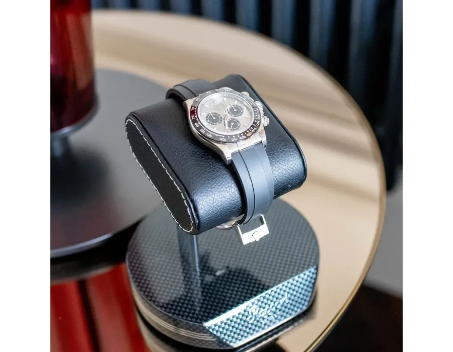 picture 2 Formula watch stand – carbon fiber