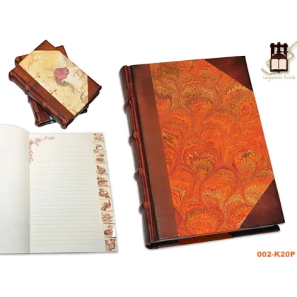 Zdjęcie Pięknie zdobiony notes podróżny