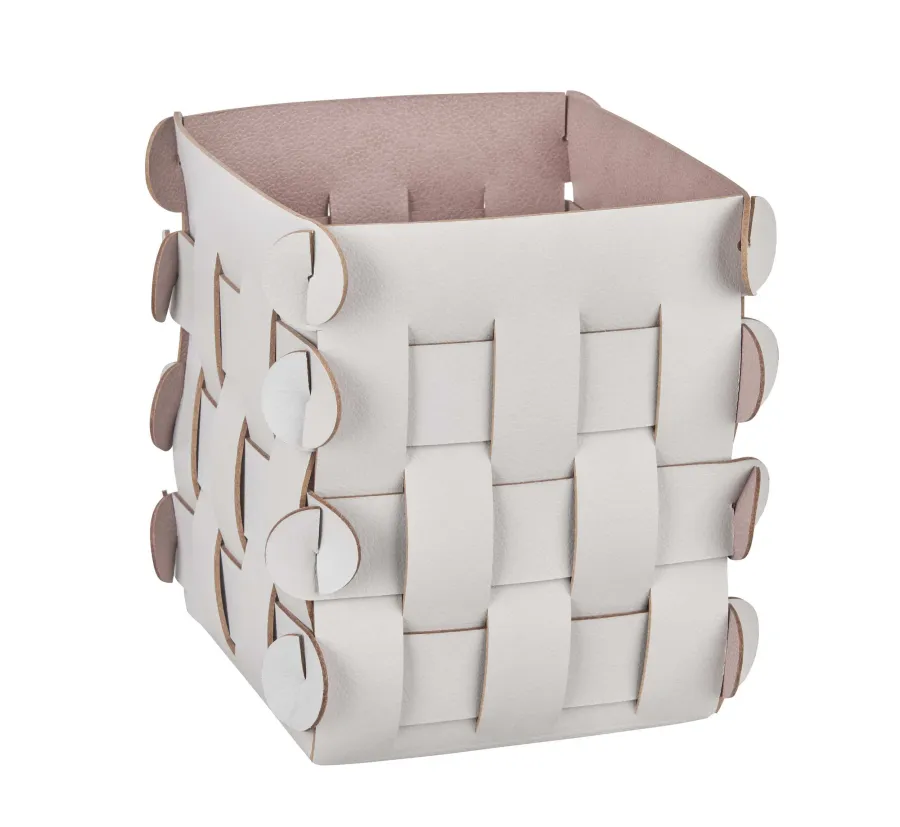 obrazek 1 Mały koszyk Shlesser 13x13xH17 cm z naturalnej skóry z recyklingu w kolorze perłowym