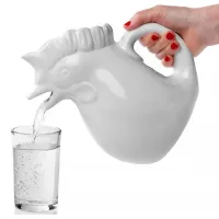 Zdjęcie Stylowy dzbanek ceramiczny w kształcie koguta