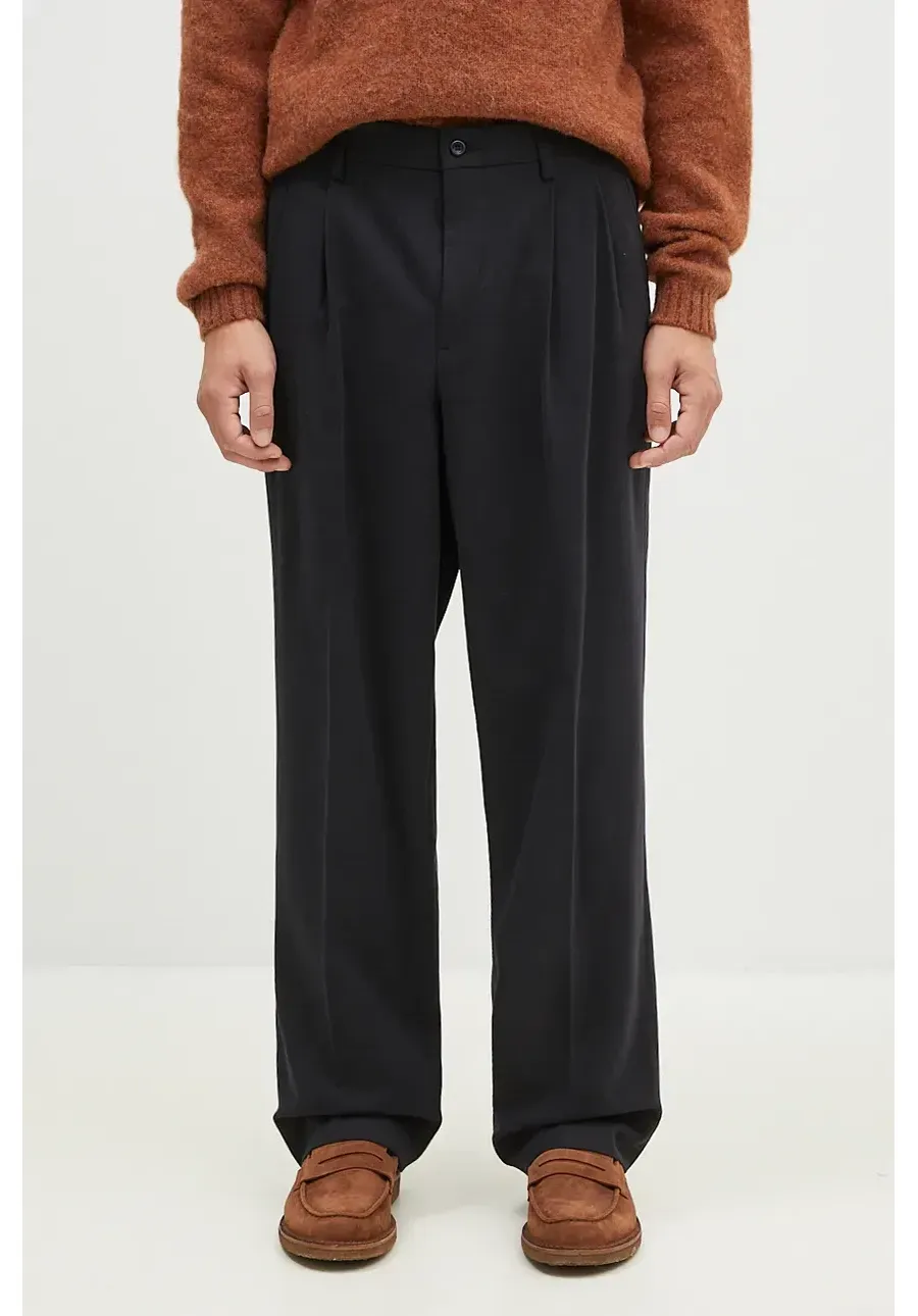 obrazek 1 Norse Projects spodnie z domieszką wełny Benn Relaxed Cotton Wool Twill Pleated Trouser kolor czarny w fasonie chinos N25.0395.9999