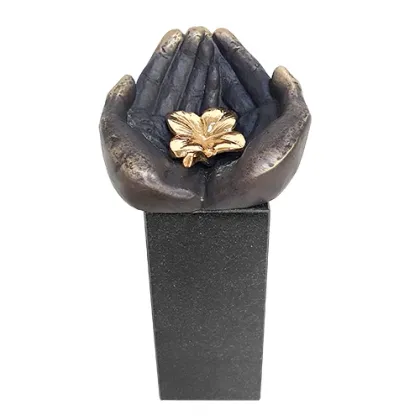 Zdjęcie Wyjątkowa urna z platerowanego brązu