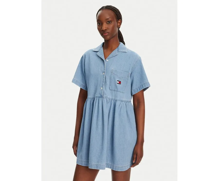 obrazek 1 Tommy Jeans Sukienka jeansowa DW0DW20372 Niebieski Relaxed Fit