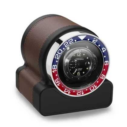 Zdjęcie Stylowy prezent dla miłośników zegarków - rotomat zasilany bateriami