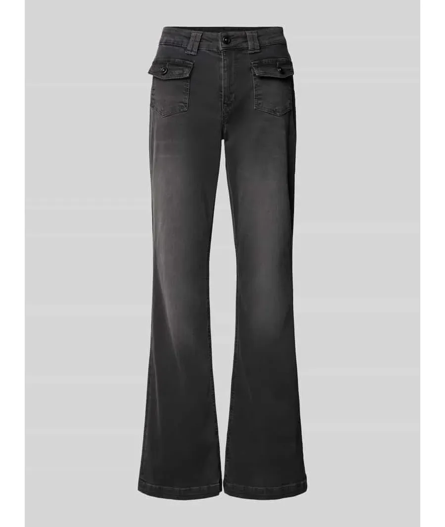 obrazek 1 Jeansy o rozkloszowanym kroju z czystej wiskozy z kieszeniami cargo