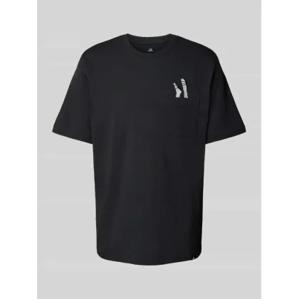 Zdjęcie T-shirt z kieszenią na piersi