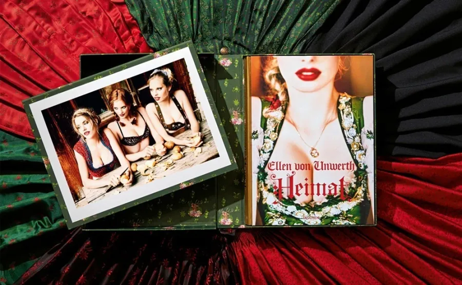 obrazek 20 Książka Ellen von Unwerth. Heimat, Art Edition No. 101–200 ‘The Cooks’ - Taschen