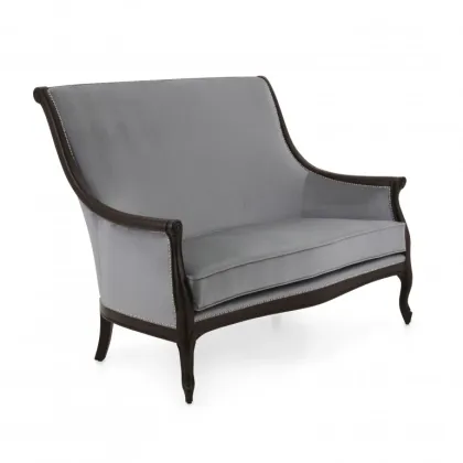 Zdjęcie Szara elegancka sofa 2-osobowa w stylu klasycznym - Sevensedie