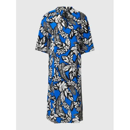 Zdjęcie Sukienka o długości do kolan z kwiatowym wzorem