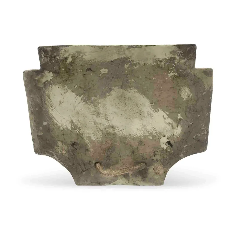 obrazek 6 Para półek ceramicznych ozdobionym płaskorzeźbami - ludzie i kwiaty