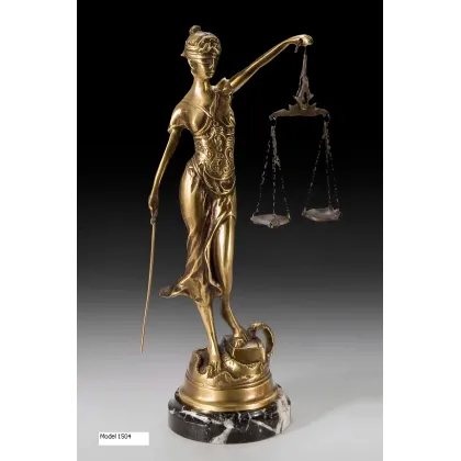Zdjęcie Luksusowa figura bogini Temidy - do wyboru 3 wykończenia