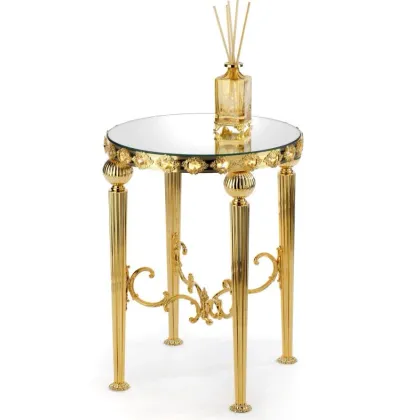 Zdjęcie Luksusowy stolik kawowy ze światłami