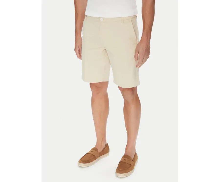 obrazek 1 Mustang Szorty materiałowe Amsterdam 1016450 Beżowy Slim Fit
