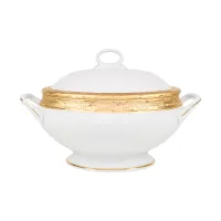 Picture A fantastic soup tureen made of the highest quality porcelain - Porcel
