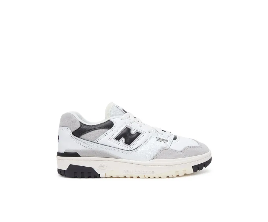 obrazek 1 New Balance Sneakersy BB550GWB Biały