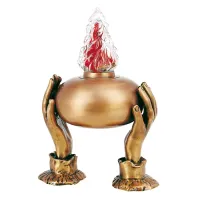 Picture A prestigious bronze torch held by two hands for a grave