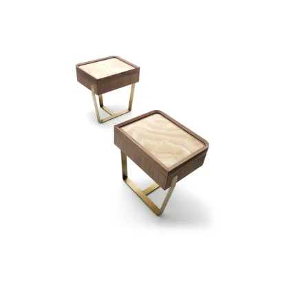 Zdjęcie Stolik nocny Desire z orzecha, blat do wyboru - Ulivi Salotti