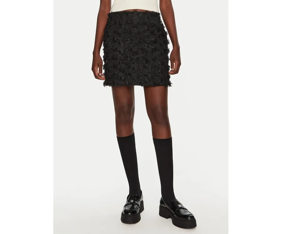obrazek 1 Karen by Simonsen Spódnica mini Ryle 10105192 Czarny Slim Fit