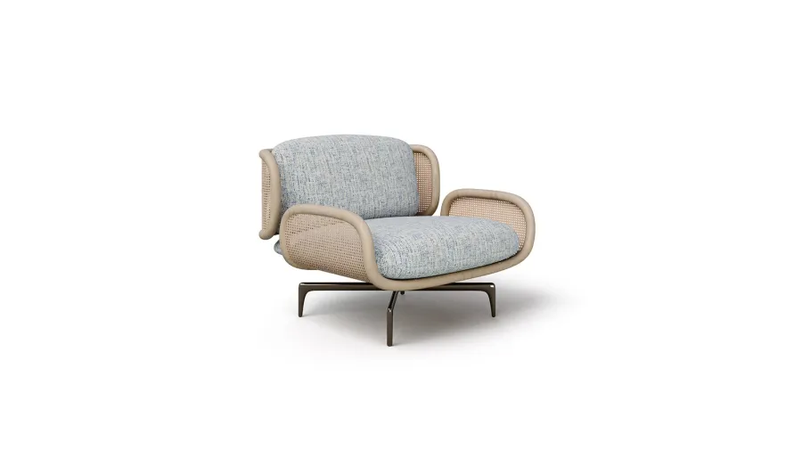 obrazek 1 Designerski włoski fotel do salonu