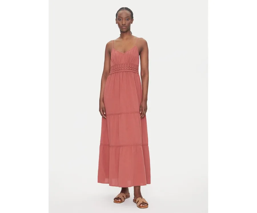 obrazek 1 Vero Moda Sukienka letnia Quincy 10324588 Czerwony Regular Fit