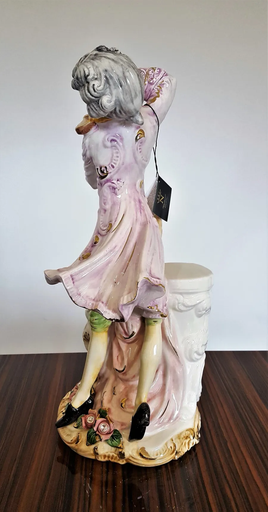 picture 3 Ceramic man