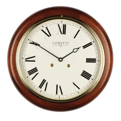 Zdjęcie Klasyczny angielski zegar ścienny z tarczą